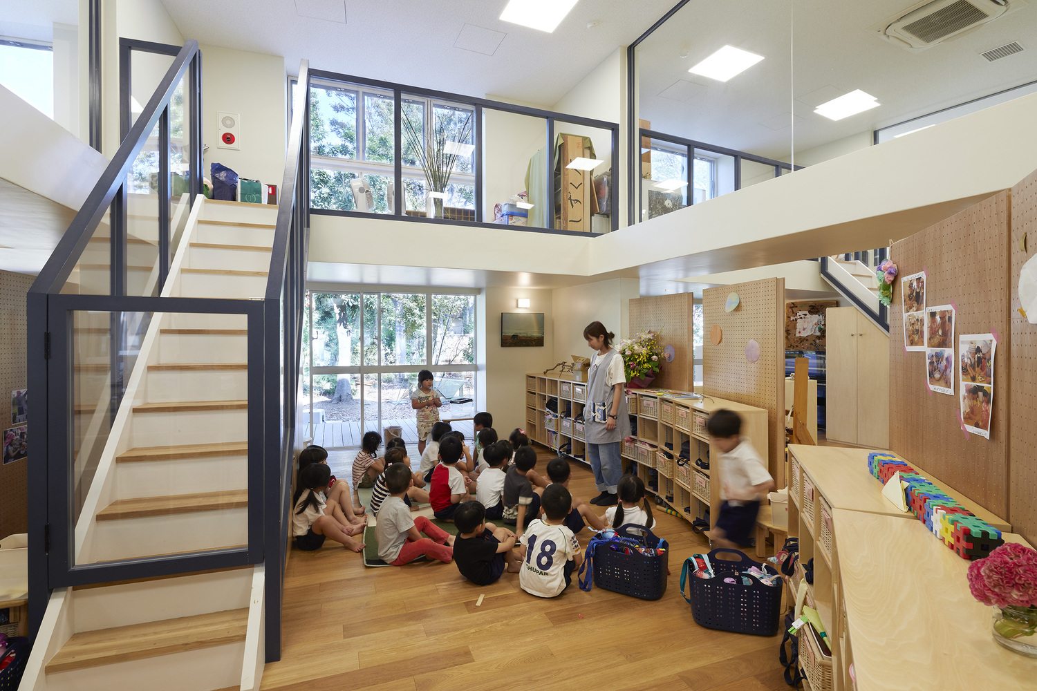 幼兒園樓梯間墻面設(shè)計有哪些重點？